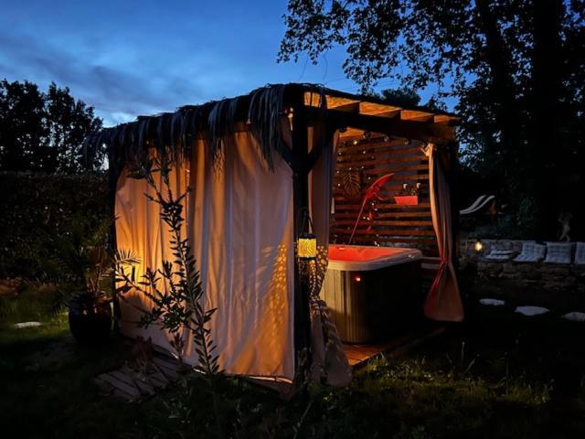 La Brindille Petit Mas Provencal Meuble De Tourisme 3 Etoiles 2-3 Personnes 1 Piece 30 M2 Tout Confort Lisiere Foret Jardin Jacuzzi Piscine Saint-Paul-en-Forêt المظهر الخارجي الصورة